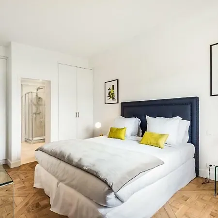 Διαμέρισμα Rue De Montpensier In *